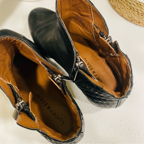 Lucky Brand Brenono Black Leather Ankle Bootie Women’s 6 — Moto Biker Style Zip - Picture 6 of 8